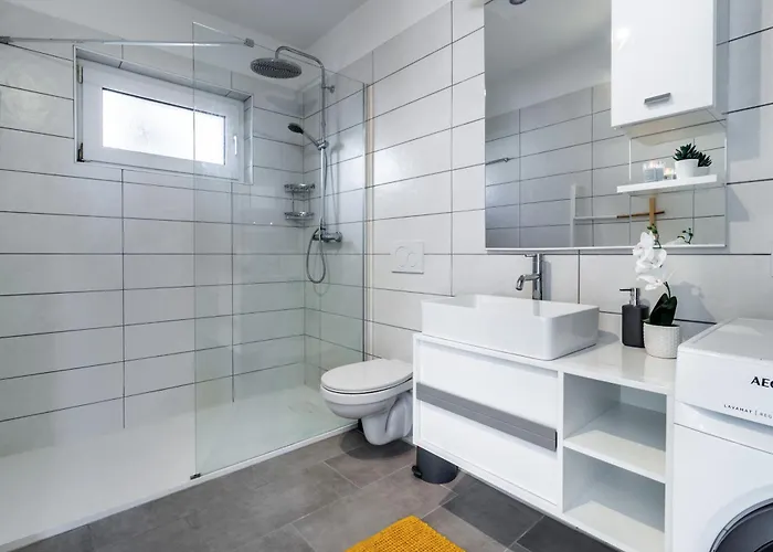 View And Relaxation, *