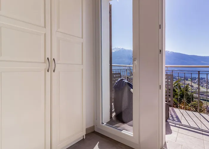 View And Relaxation, Lejlighed